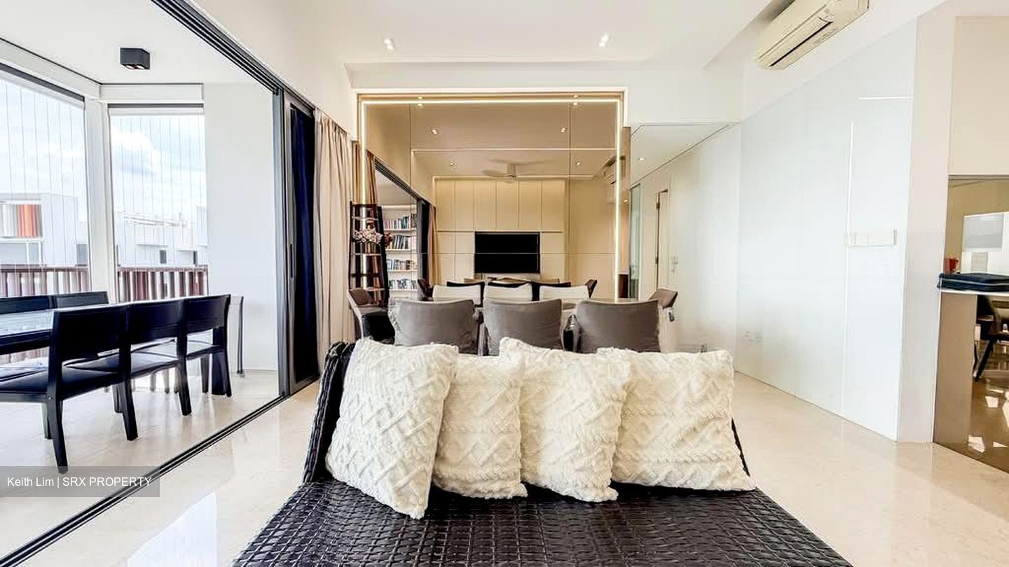 Lakeville (D22), Condominium #554412401